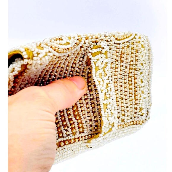 30’s Mini Seed-Beaded Wedding Clutch - Picture 4 of 7